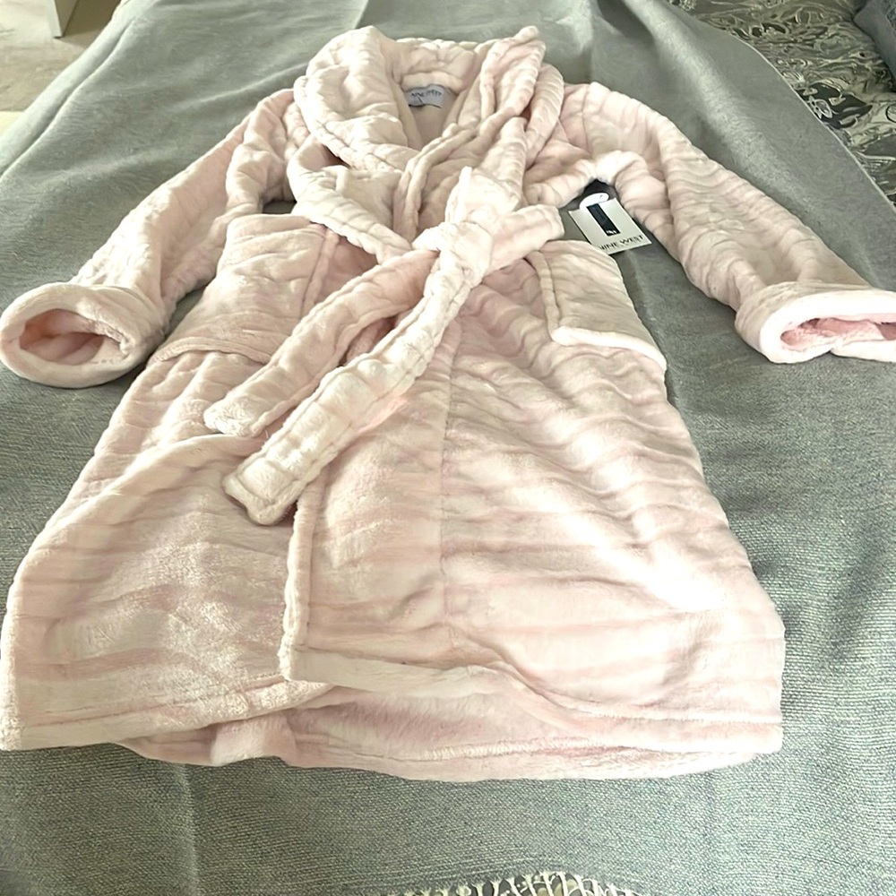 NWT Bath Robe by Nine West